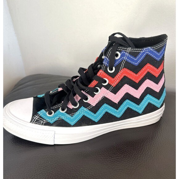 Converse Chuck Taylor All Star Hi Black University Red Women's Sz 9 Chevron New - Picture 5 of 8